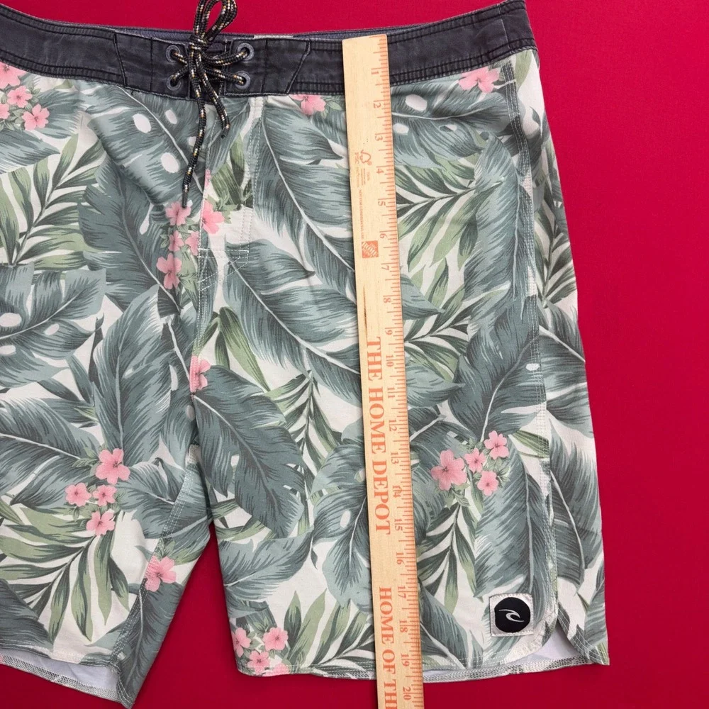 Rip‎ Curl Mens Tropical Floral Board Shorts Green Pink Size 36 Surf Skate Trunks